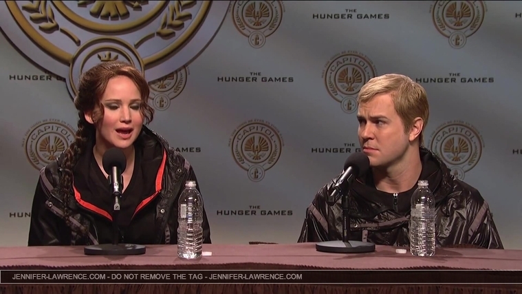 Hunger_Games_Press_Conference_-_Saturday_Night_Live__2826329.jpg