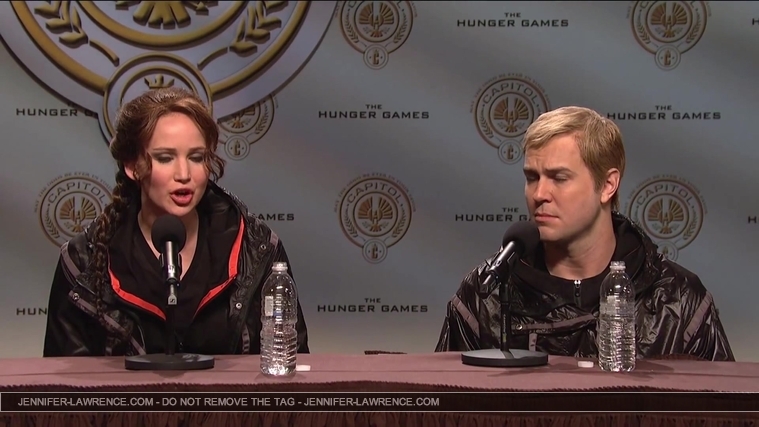 Hunger_Games_Press_Conference_-_Saturday_Night_Live__2826629.jpg