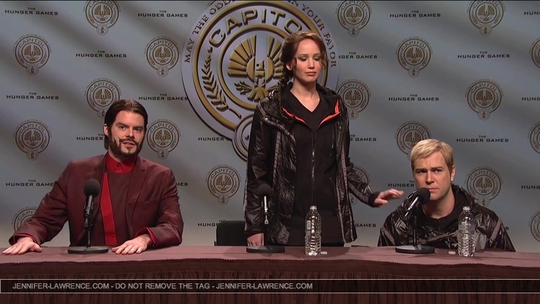 Hunger_Games_Press_Conference_-_Saturday_Night_Live__2829529.jpg