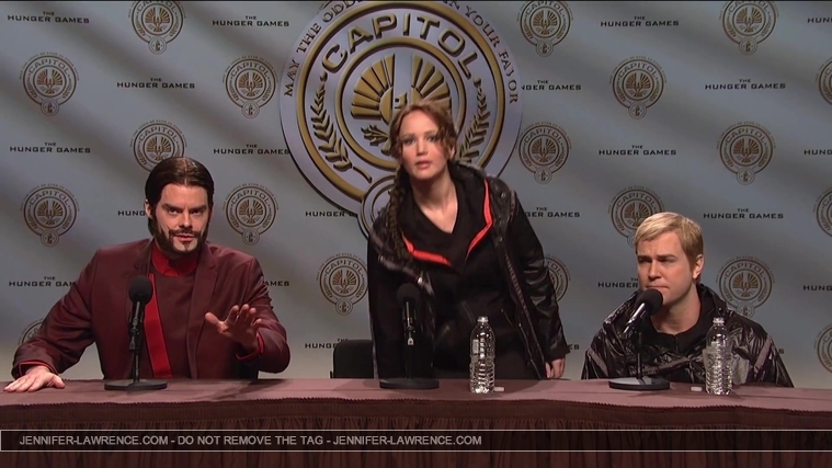 Hunger_Games_Press_Conference_-_Saturday_Night_Live__2829929.jpg