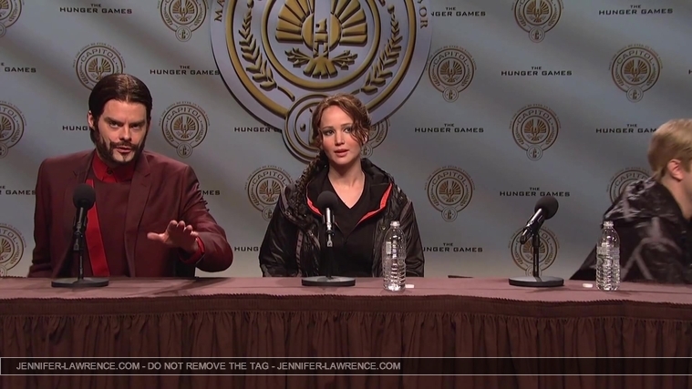 Hunger_Games_Press_Conference_-_Saturday_Night_Live__2830529.jpg