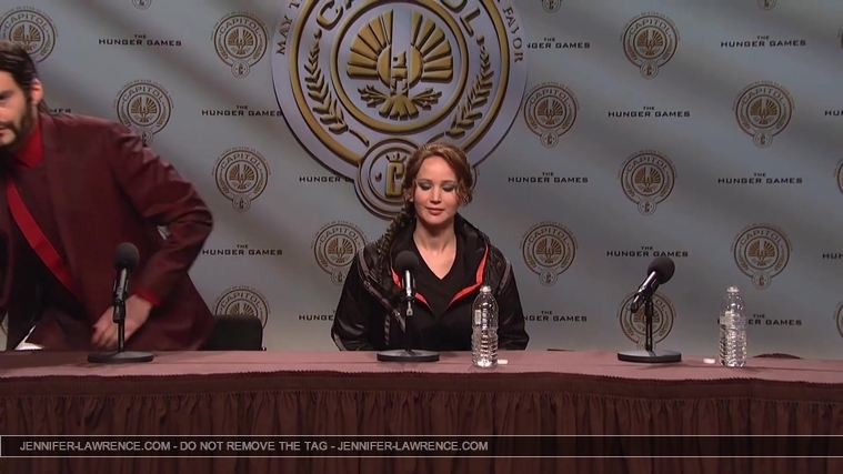 Hunger_Games_Press_Conference_-_Saturday_Night_Live__2831229.jpg