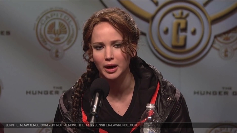 Hunger_Games_Press_Conference_-_Saturday_Night_Live__284929.jpg