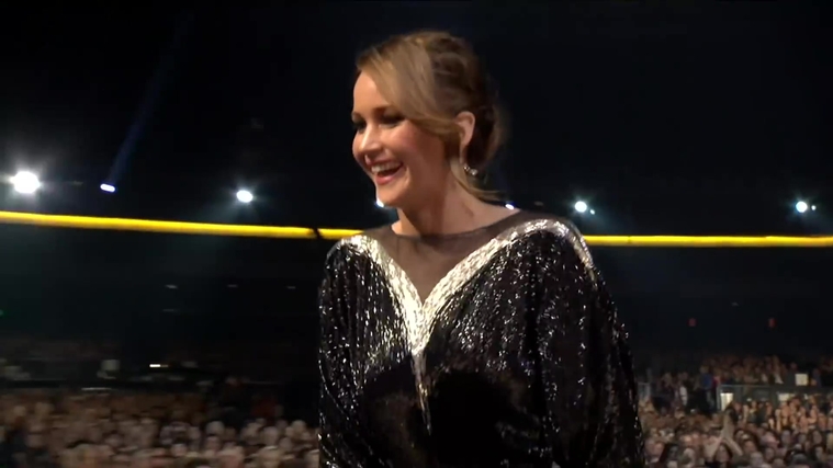 January_092C_2013_-_People_s_Choice_Awards_5BWinning_for_Favorite_Movie_Actress5D_28729.jpg