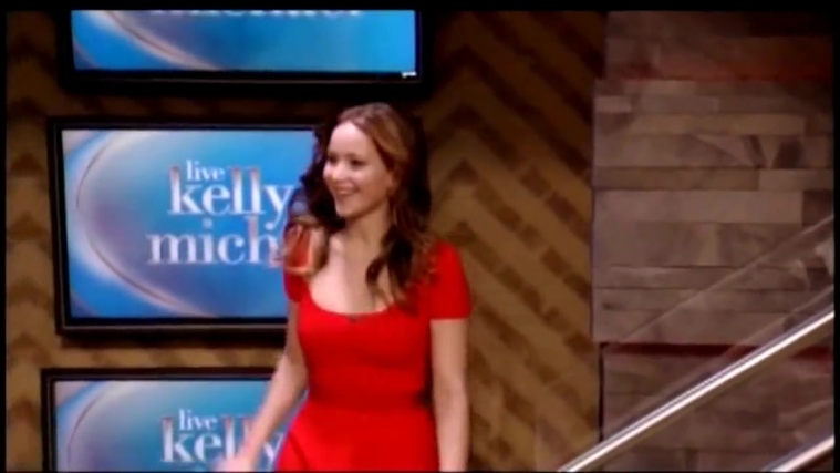January_242C_2013_-_Live_with_Kelly_and_Michael_28129.jpg