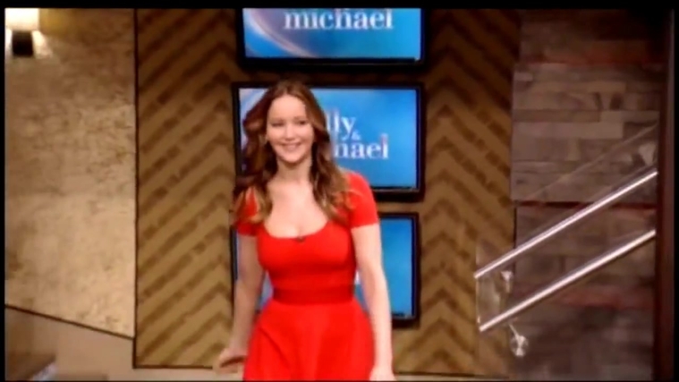 January_242C_2013_-_Live_with_Kelly_and_Michael_28229.jpg