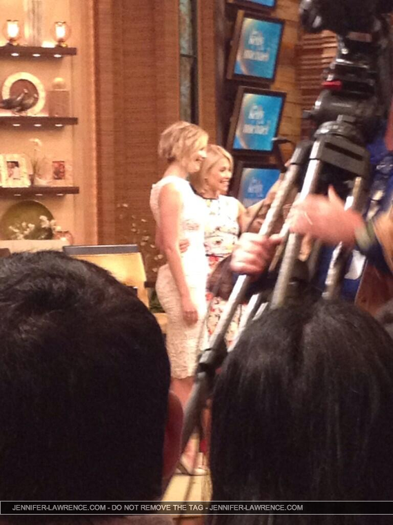 Jen_filming_at_Kelly_and_Michael_28129.png