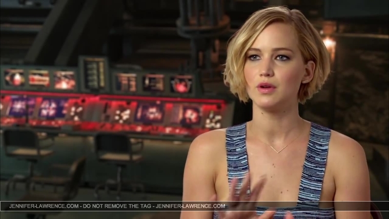 Jennifer_Lawrence_-_Mockingjay_Part_1_Cast_Interview_5BHD5D_020.jpg