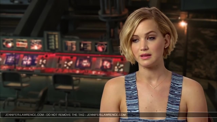 Jennifer_Lawrence_-_Mockingjay_Part_1_Cast_Interview_5BHD5D_151.jpg