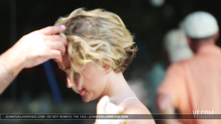 Jennifer_Lawrence_Makes_a_Splash_for_Her_Cover_Shoot_124.jpg
