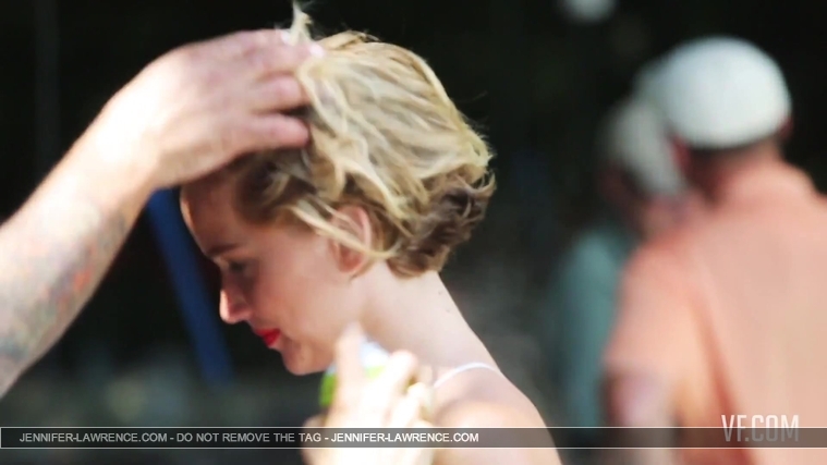 Jennifer_Lawrence_Makes_a_Splash_for_Her_Cover_Shoot_126.jpg