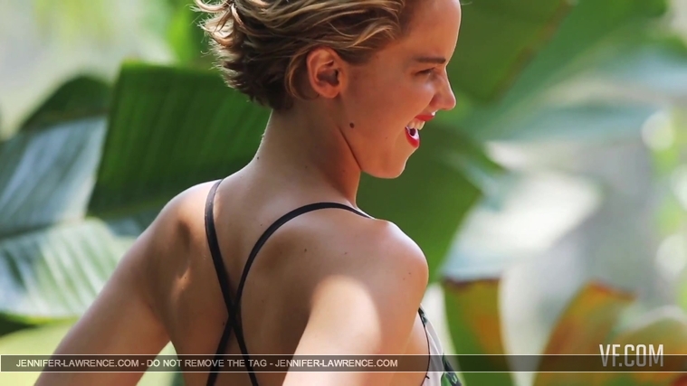 Jennifer_Lawrence_Makes_a_Splash_for_Her_Cover_Shoot_152.jpg