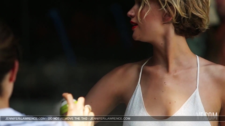 Jennifer_Lawrence_Makes_a_Splash_for_Her_Cover_Shoot_168.jpg