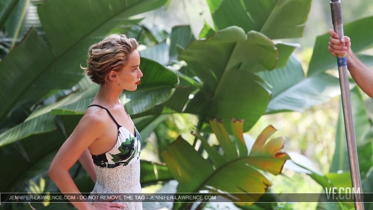 Jennifer_Lawrence_Makes_a_Splash_for_Her_Cover_Shoot_218.jpg