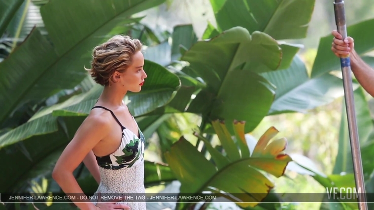 Jennifer_Lawrence_Makes_a_Splash_for_Her_Cover_Shoot_221.jpg