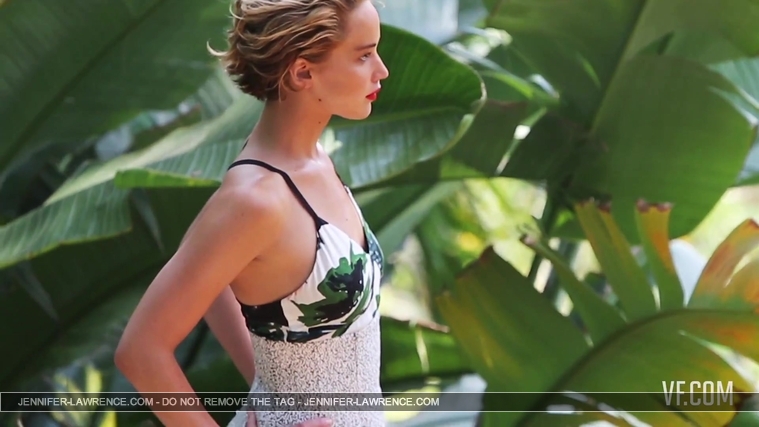Jennifer_Lawrence_Makes_a_Splash_for_Her_Cover_Shoot_225.jpg