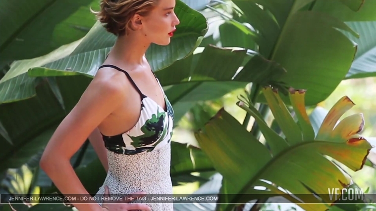 Jennifer_Lawrence_Makes_a_Splash_for_Her_Cover_Shoot_231.jpg