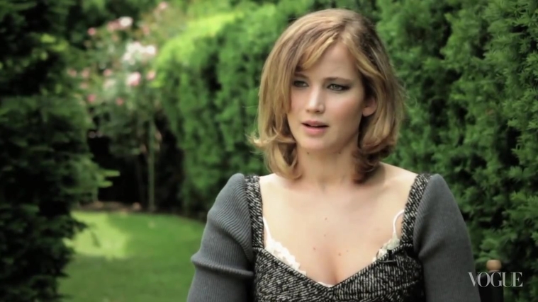Jennifer_Lawrence_on_The_Hunger_Games_-_Vogue_Diaries_096.jpg