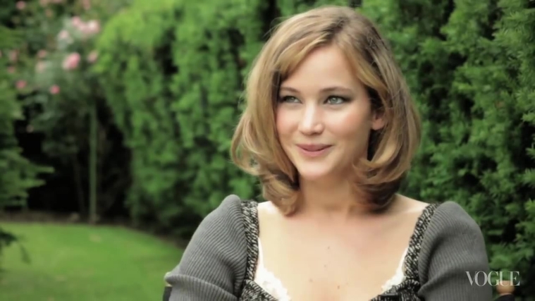 Jennifer_Lawrence_on_The_Hunger_Games_-_Vogue_Diaries_211.jpg
