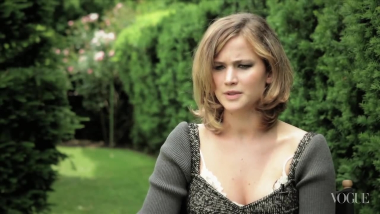 Jennifer_Lawrence_on_The_Hunger_Games_-_Vogue_Diaries_303.jpg