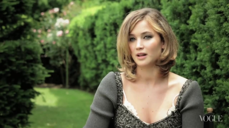 Jennifer_Lawrence_on_The_Hunger_Games_-_Vogue_Diaries_337.jpg