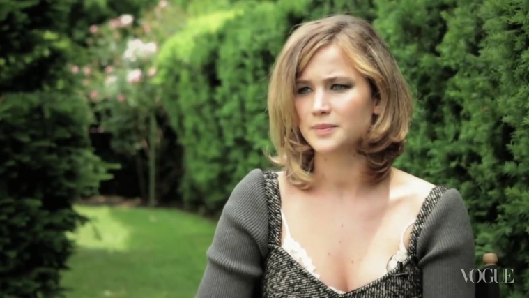 Jennifer_Lawrence_on_The_Hunger_Games_-_Vogue_Diaries_347.jpg