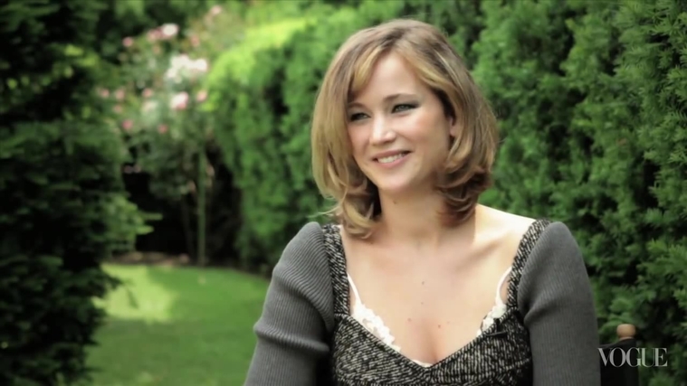 Jennifer_Lawrence_on_The_Hunger_Games_-_Vogue_Diaries_366.jpg
