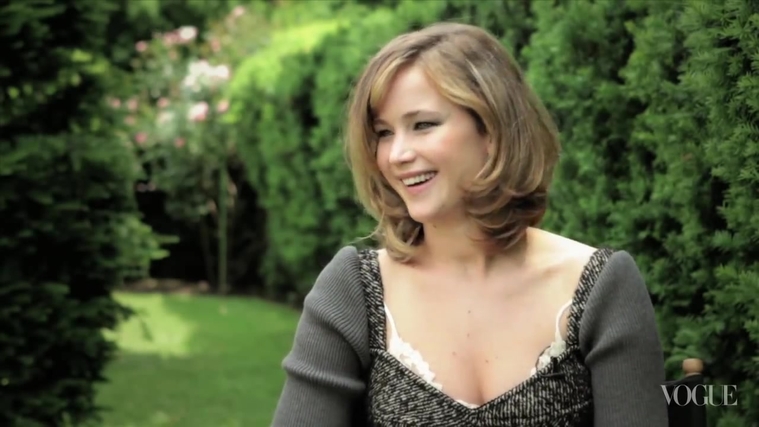 Jennifer_Lawrence_on_The_Hunger_Games_-_Vogue_Diaries_368.jpg