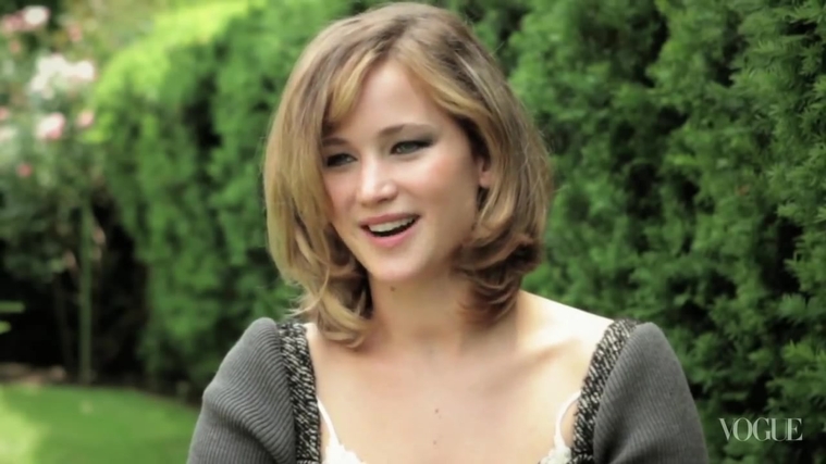 Jennifer_Lawrence_on_The_Hunger_Games_-_Vogue_Diaries_372.jpg