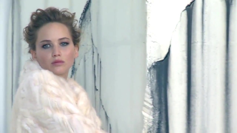 Jennifer_Lawrence_~_InStyle_US_December_2013_066.jpg