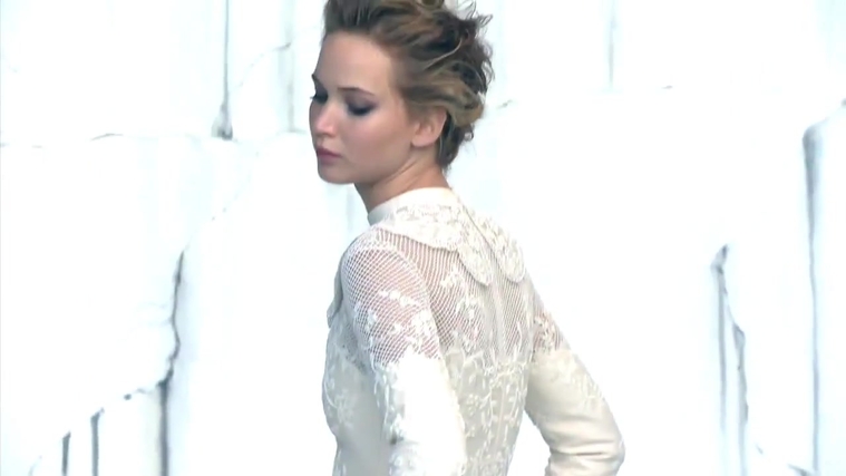 Jennifer_Lawrence_~_InStyle_US_December_2013_124.jpg