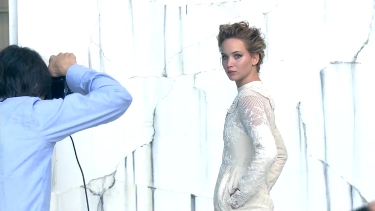 Jennifer_Lawrence_~_InStyle_US_December_2013_140.jpg