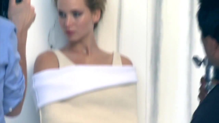 Jennifer_Lawrence_~_InStyle_US_December_2013_223.jpg