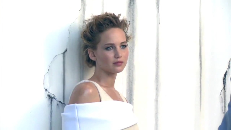 Jennifer_Lawrence_~_InStyle_US_December_2013_238.jpg