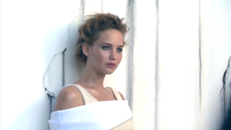 Jennifer_Lawrence_~_InStyle_US_December_2013_244.jpg