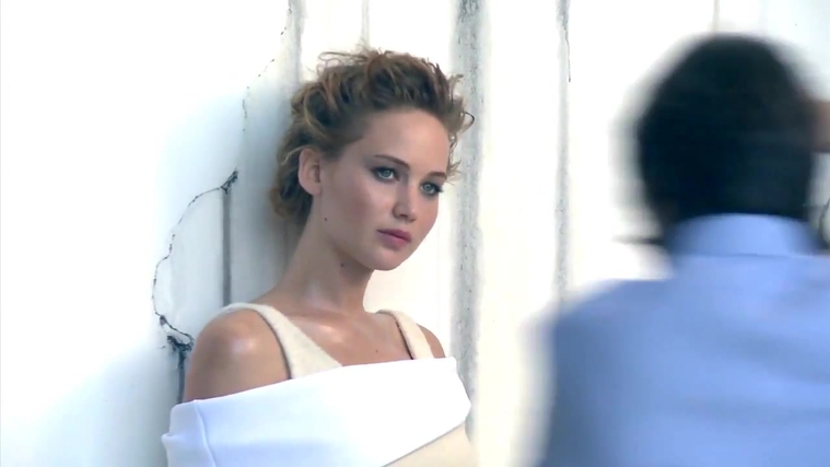 Jennifer_Lawrence_~_InStyle_US_December_2013_247.jpg