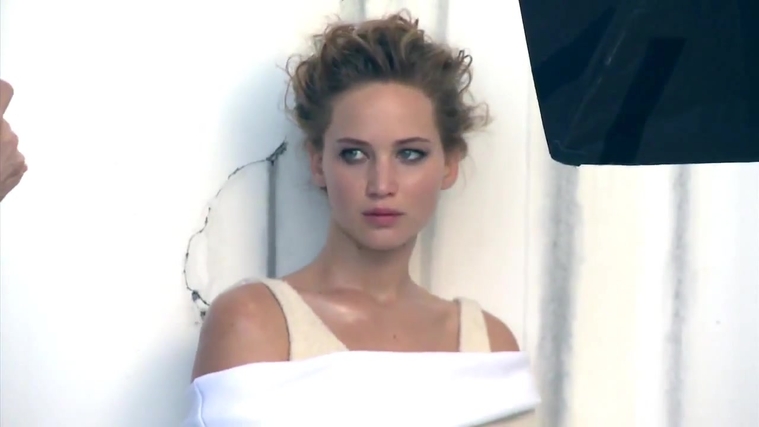 Jennifer_Lawrence_~_InStyle_US_December_2013_264.jpg