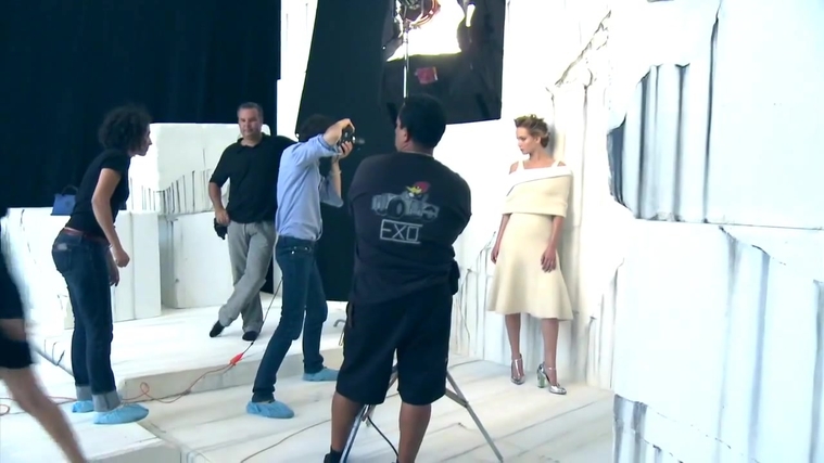Jennifer_Lawrence_~_InStyle_US_December_2013_274.jpg