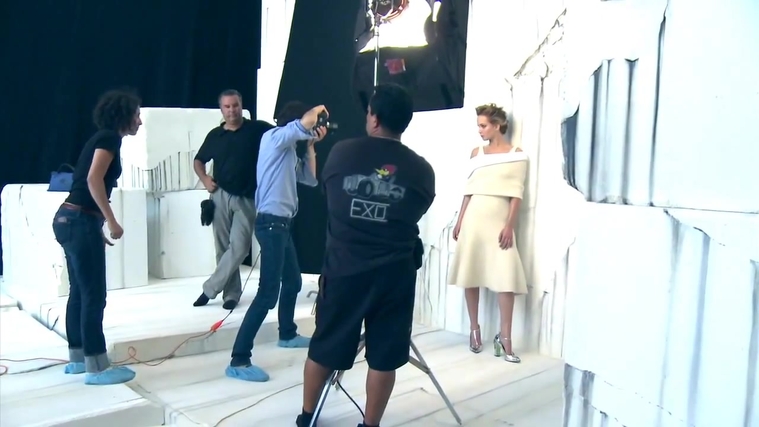 Jennifer_Lawrence_~_InStyle_US_December_2013_278.jpg
