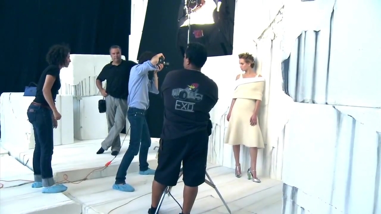 Jennifer_Lawrence_~_InStyle_US_December_2013_281.jpg