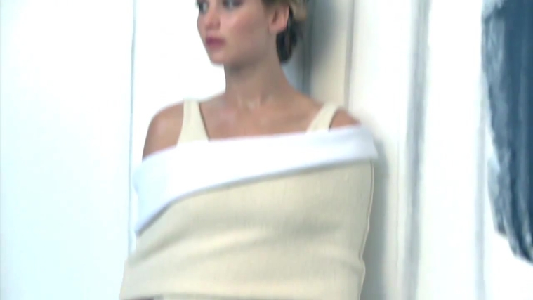 Jennifer_Lawrence_~_InStyle_US_December_2013_295.jpg