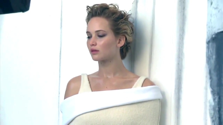 Jennifer_Lawrence_~_InStyle_US_December_2013_304.jpg