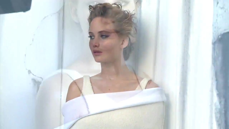 Jennifer_Lawrence_~_InStyle_US_December_2013_305.jpg
