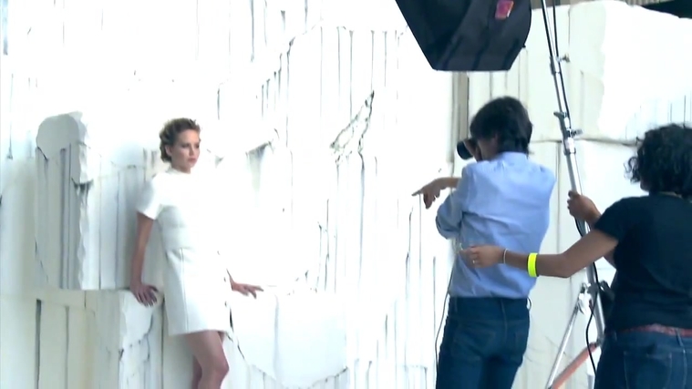Jennifer_Lawrence_~_InStyle_US_December_2013_383.jpg