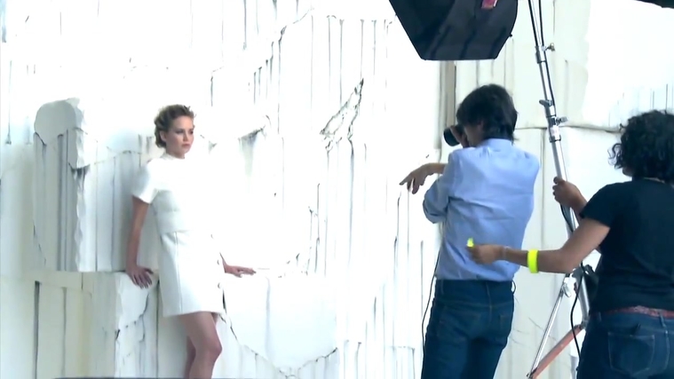 Jennifer_Lawrence_~_InStyle_US_December_2013_385.jpg