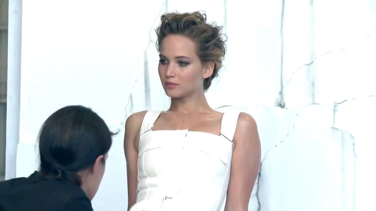 Jennifer_Lawrence_~_InStyle_US_December_2013_446.jpg