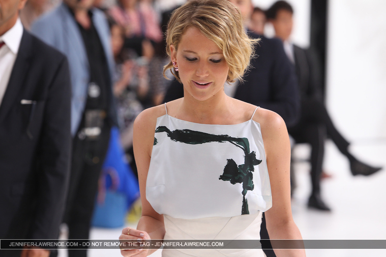 July_7_-_Attends_the_Christian_Dior_Haute_Couture_FallWinter_2014-2015_show_in_Paris_287029~0.jpg