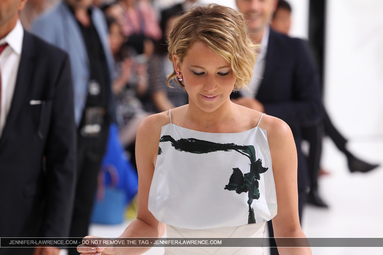 July_7_-_Attends_the_Christian_Dior_Haute_Couture_FallWinter_2014-2015_show_in_Paris_287129~0.jpg
