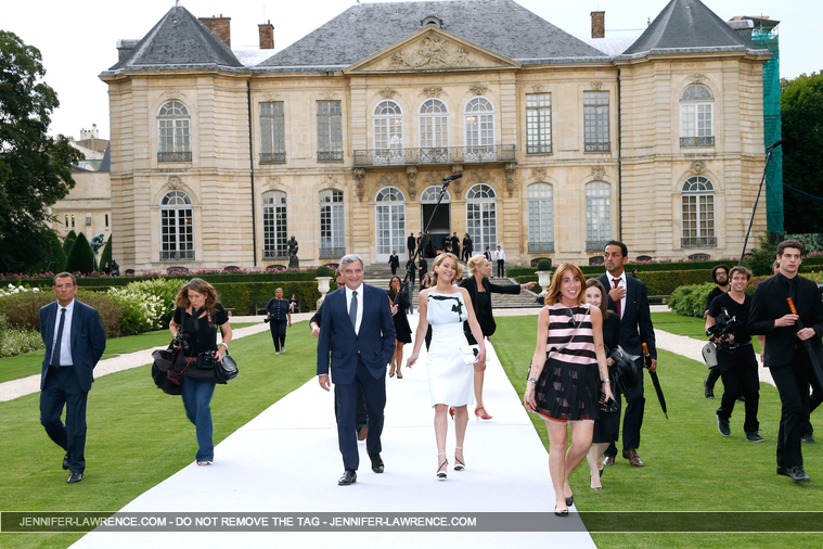 July_7_-_Attends_the_Christian_Dior_Haute_Couture_FallWinter_2014-2015_show_in_Paris_288629.jpg