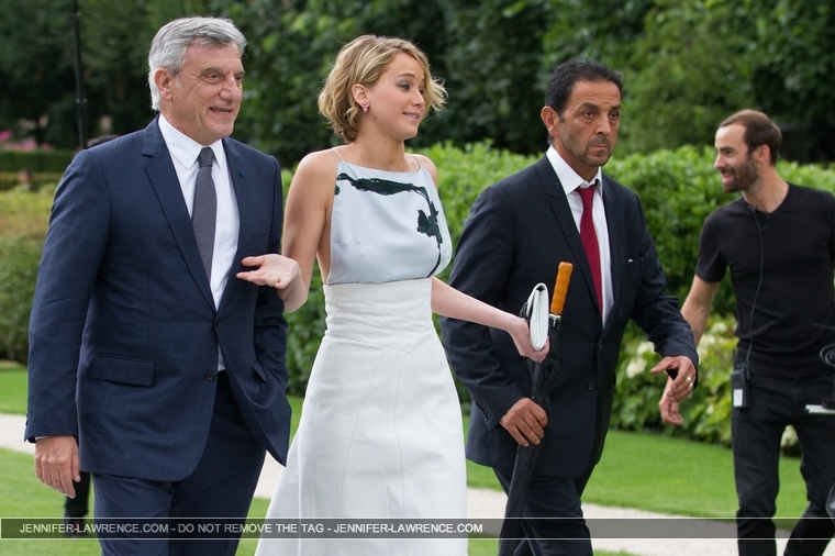 July_7_-_Attends_the_Christian_Dior_Haute_Couture_FallWinter_2014-2015_show_in_Paris_288729.jpg